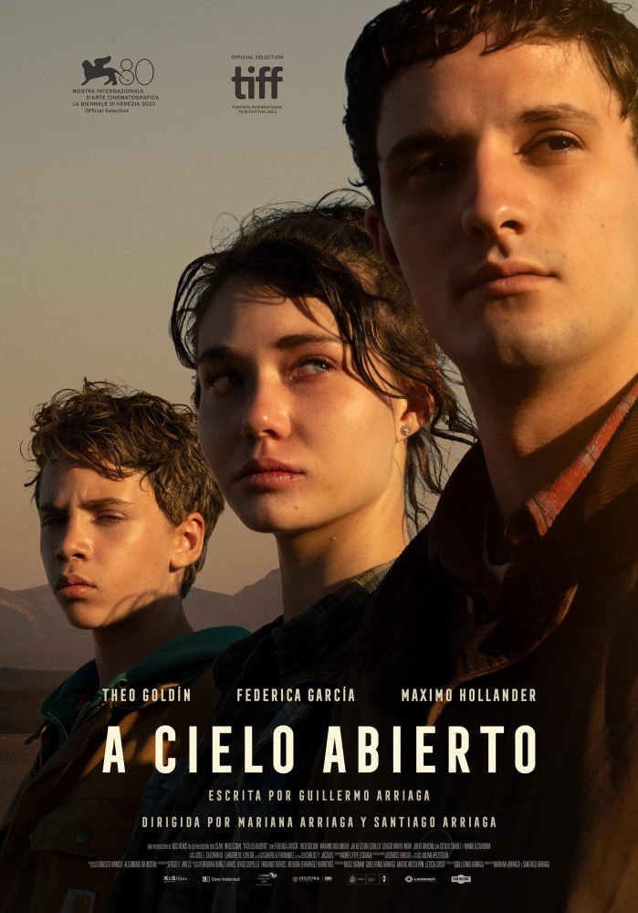 Upon Open Sky (2023) – Spanish